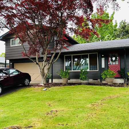 Emerald City 3 Bedroom 1 Bath Home Eugene Exteriér fotografie